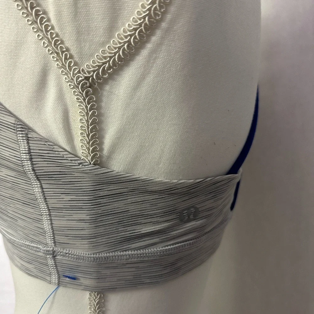 Lululemon Athletica Black Striped Sports Bra - Picture 4 of 6